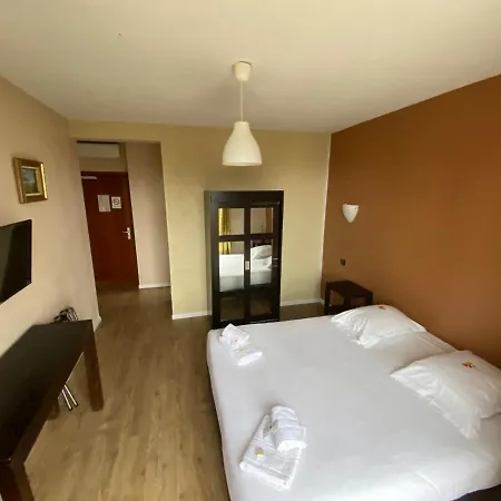Anis Hotel Nicea