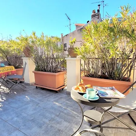 De Charme Niçois - 2 Chb&2 Sdb - Ac - Terrasse - Vieux Appartement