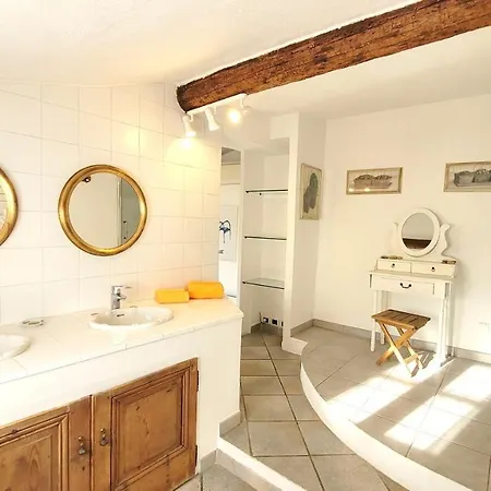 De Charme Niçois - 2 Chb&2 Sdb - Ac - Terrasse - Vieux Appartement Nice
