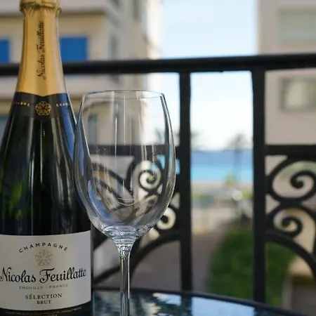 Cozy With A Sea View Apartment Nizza