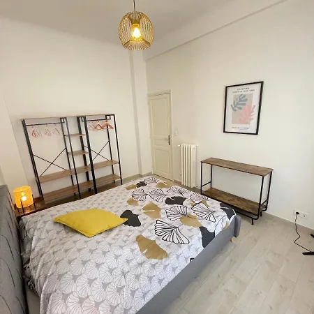Apartment Renting - Penchienatti - Spacious - 2 Bedrooms - King Bed - View Heart Of Nice