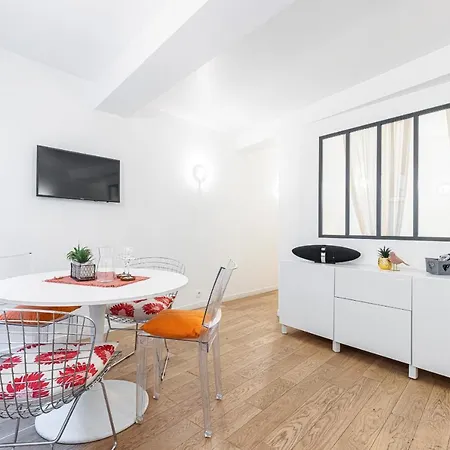 Quiet And Cosy 1bdr In Vieux Nice! Апартаменты Ницца