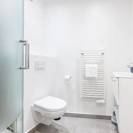 Quiet And Cosy 1bdr In Vieux Nice! Апартаменты