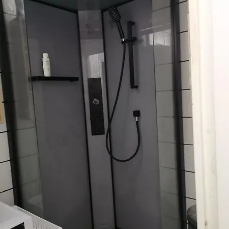 Privatunterkunft A & H + Wifi *