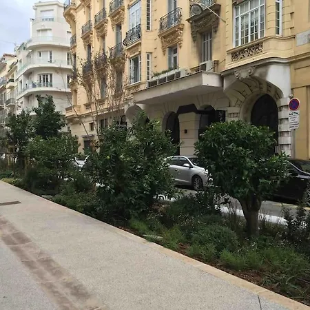 #28 1 Bdr Flat Ac Balcony Hper 10mins To & Old Town 尼斯