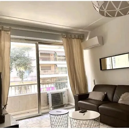 - Promenade Des Anglais - Climatise, 4 Pers Apartment Nice