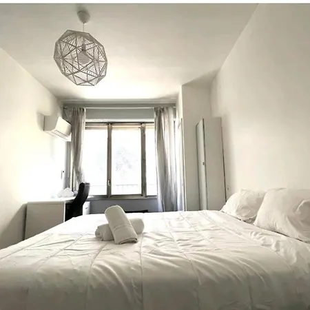 Apartment - Promenade Des Anglais - Climatise, 4 Pers *