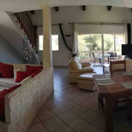Villa Avec Piscine Et Vue Magnifique Sur *