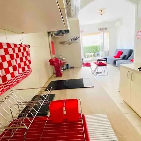 Nice, 100m Sea, 1 Bedroom, Promenade Des Anglais Apartment