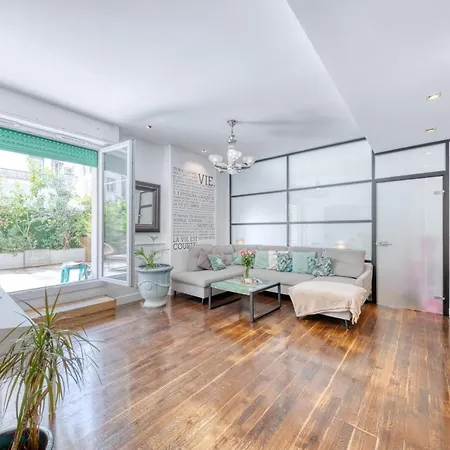 Peaceful Haven, Terrace In Apartament