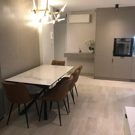 Apartment Ella *