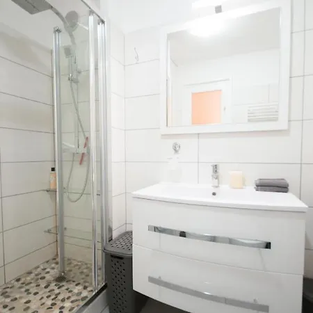 Le Chateau 4 Pers Ac Wifi Vecchia Nizza