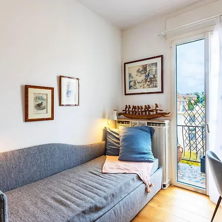 Le France Ap4350 By Riviera Homes Apartment Nice