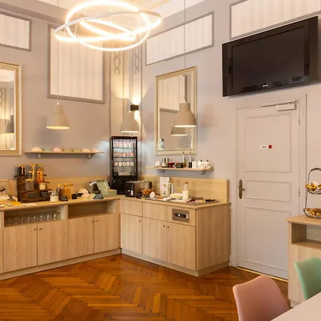 Aria Hotell