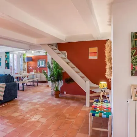 Apartment #48 Jean Floor Terrace 5min Walk Sea Ac