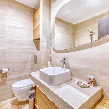 Peaceful Haven, Terrace In Apartament Nicea