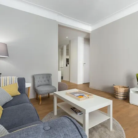 Ultra Large 2 Bdr Near Massena Square Appartamento