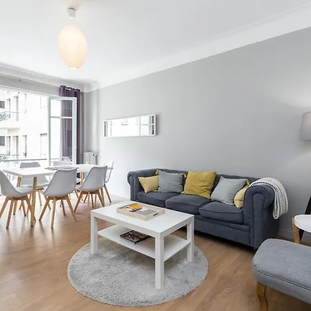 Ultra Large 2 Bdr Near Massena Square Appartamento *