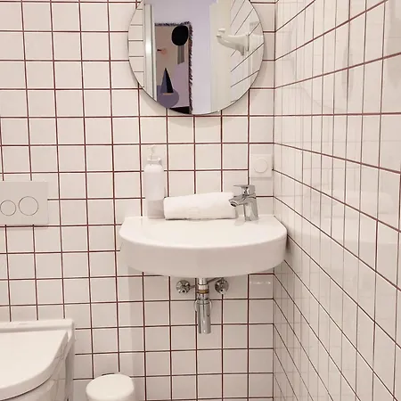 Slo Vandrerhjem Nice
