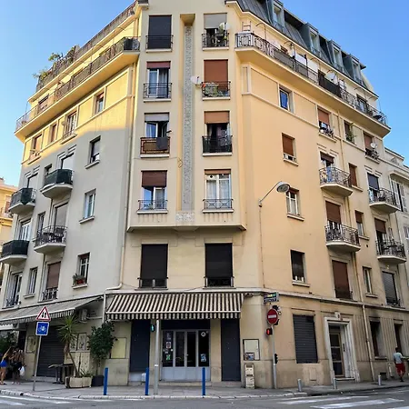 Sunshine Getaway - Stylish In The Heart Of Nice