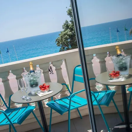 Hotel Mercure Marche Aux Fleurs 4*