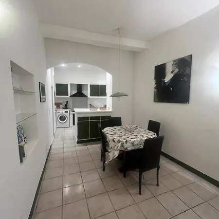 Apartment - Grand T2 Bis Proche De La Nice