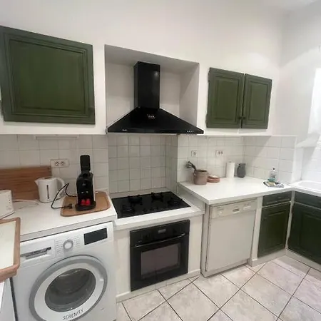 Apartment - Grand T2 Bis Proche De La Nice
