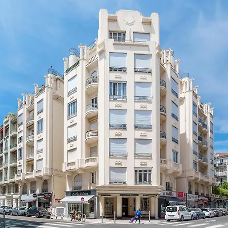 Renting - Verdi - Charm & Comfort & Aircon Apartment Nice