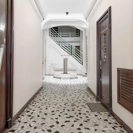 Renting - Verdi - Charm & Comfort & Aircon Apartment *
