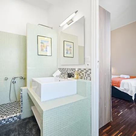 Sunlight - Capitaine 54 - 1 Bedroom, Stunning With Balcony And Port View Apartment
