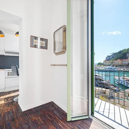 Sunlight - Capitaine 54 - 1 Bedroom, Stunning With Balcony And Port View Apartment *