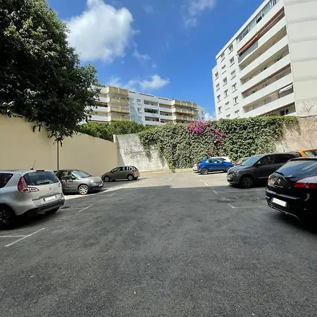 Grand Appart Climatise Avec Parking *