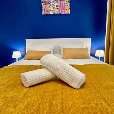Apartment Le Village - Cosy Flat 5 Min Walk Away From Sea