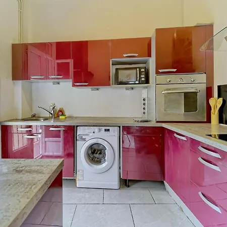 Spacious Apartment-hypercentre