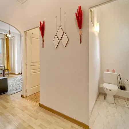 Apartment Spacious Apartment-hypercentre