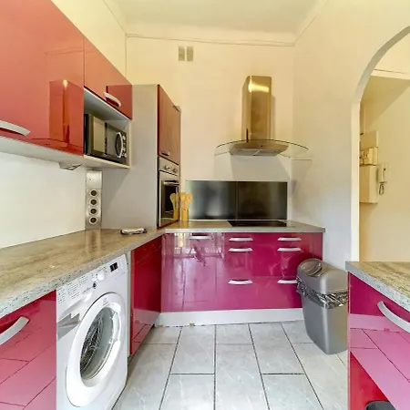 Spacious Apartment-hypercentre Apartment