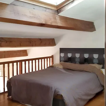 A / 50 M² / Vue Sur La 니스