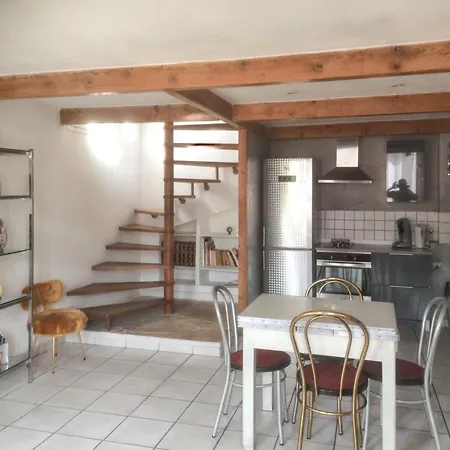 아파트 A / 50 M² / Vue Sur La