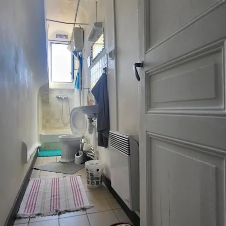 Hostel Jolie Privee Centre-ville *