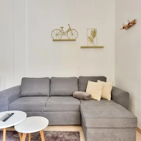 Vieux Avec Balcon A 1min De La Apartment *