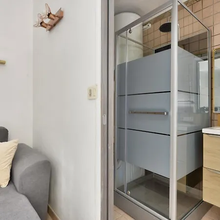 Apartment Vieux Avec Balcon A 1min De La Nice