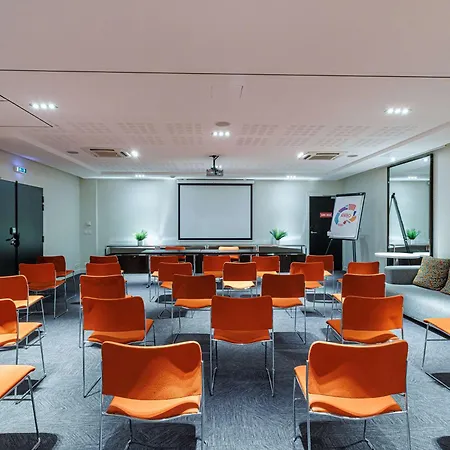 Adagio Centre 3*