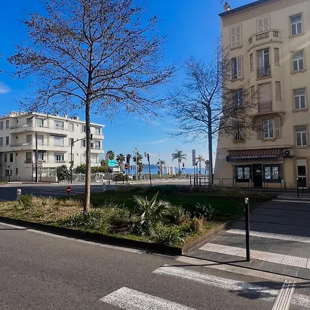 Elegant Avec Balcon Pres De La A Nice