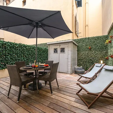 Charme Nicois Avec Terrasse En Nice