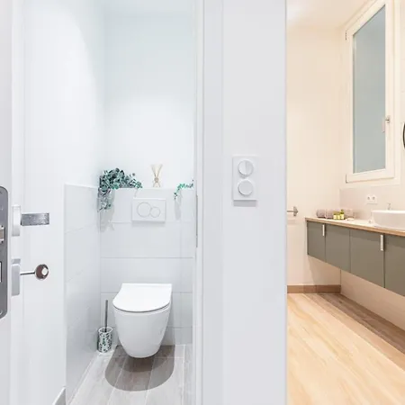 Gesu - 2 Bedroom In Old Town - Gesu Square Апартаменты