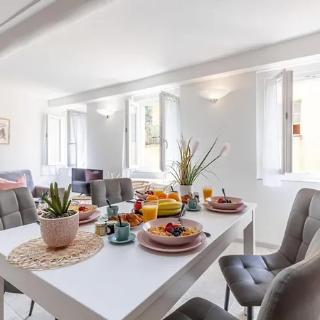 Malonat - Cosy In Old Town W Ac * Nice