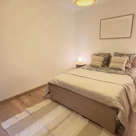 Apartamento Magnifique Grand 2 Pieces Moderne Lumineux Au Calme Avec Grande Terrasse A 15mn En Bus Centre-ville, Gare Et Promenade Des Nice