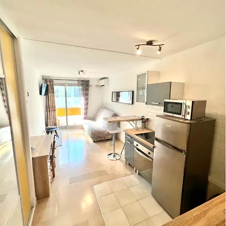 Magnifique A Deux Pas De La Pour 2 Personnes Apartment Nice