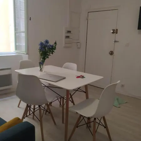 La Chaise Bleue - Vieux
