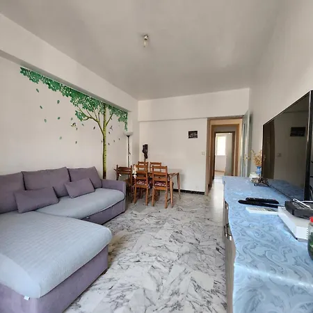 Apartment Near Sea And Center Nice